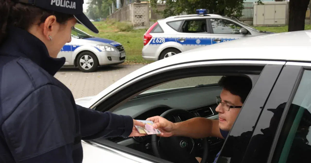 Sprzedaż auta z miękkim dowodem: Legalne? Ryzyka i porady