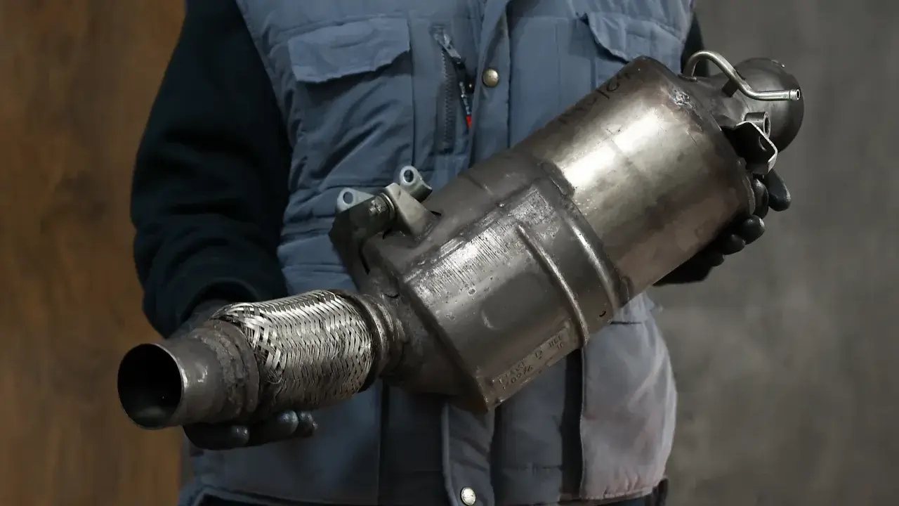 Co ile wypala się DPF? 700 km czy 100 km? Klucz do oszczędności.