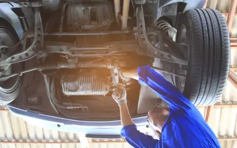 Masz luz na maglownicy? Diagnozuj sam i oszczędź na mechaniku!
