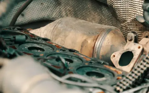 Zapchany DPF: Objawy, przyczyny jak uratować filtr i silnik?