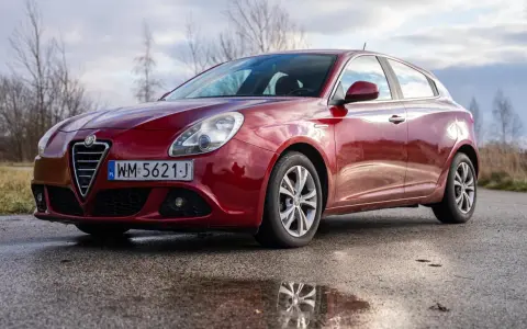 Alfa Romeo Giulietta: Jaki silnik wybrać? Uniknij pułapek!