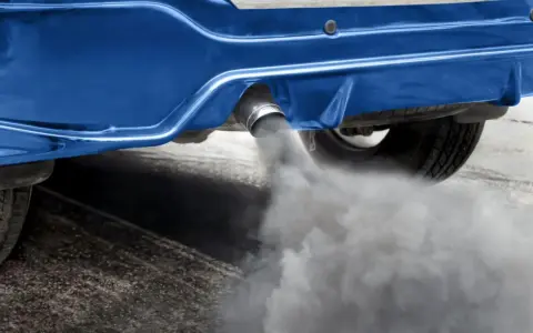Jak bezpiecznie wypalić DPF na postoju? Tylko w serwisie!