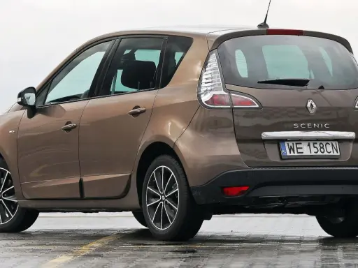 Renault Scenic 3: Jaki silnik wybrać, by nie żałować?